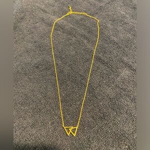 FINE GAUGE CHAIN WITH JOINED GOLD TONE TRIANGLE NECKLACE